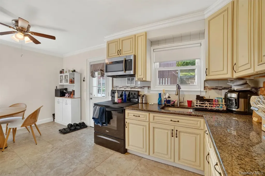 15 Halley Street Yonkers NY 10704