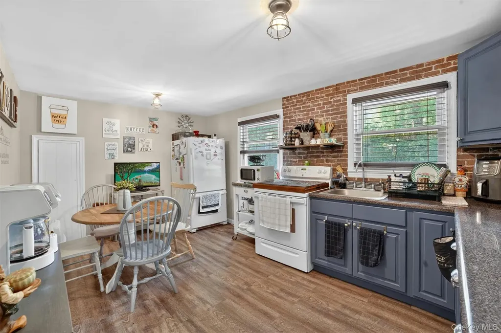 15 Halley Street Yonkers NY 10704