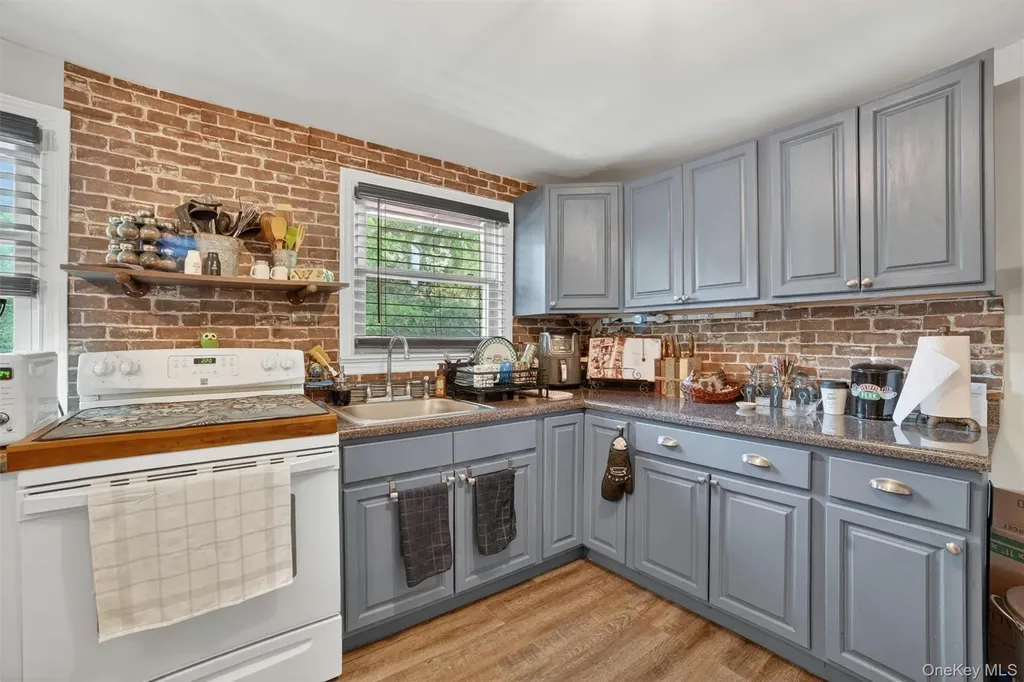 15 Halley Street Yonkers NY 10704