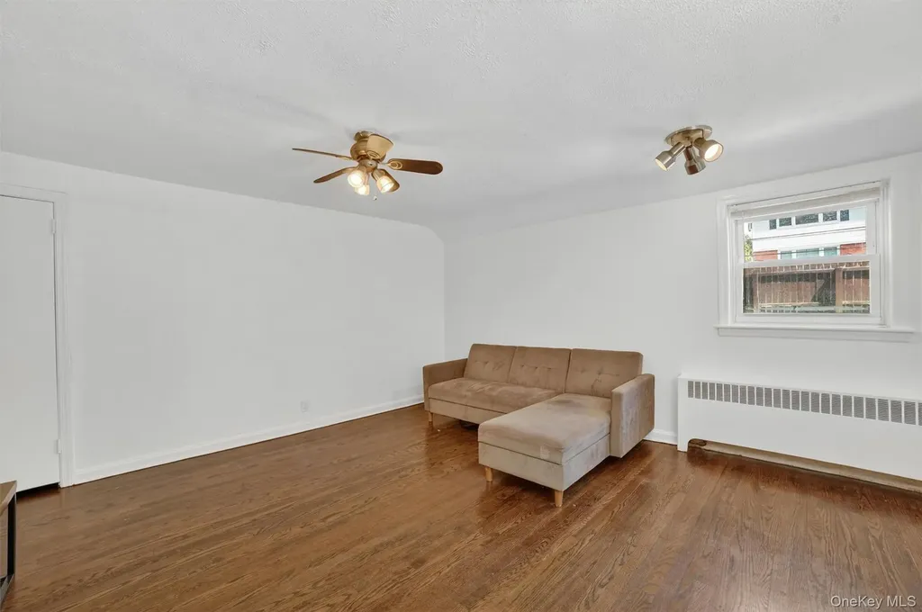 15 Halley Street Yonkers NY 10704