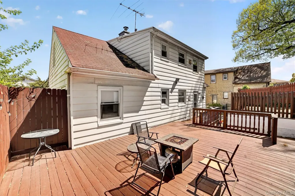 15 Halley Street Yonkers NY 10704