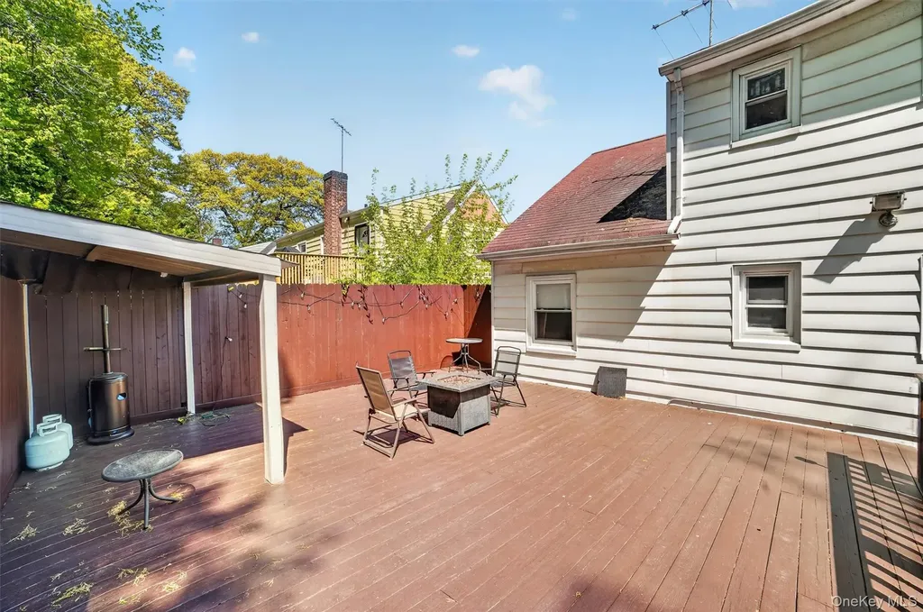 15 Halley Street Yonkers NY 10704