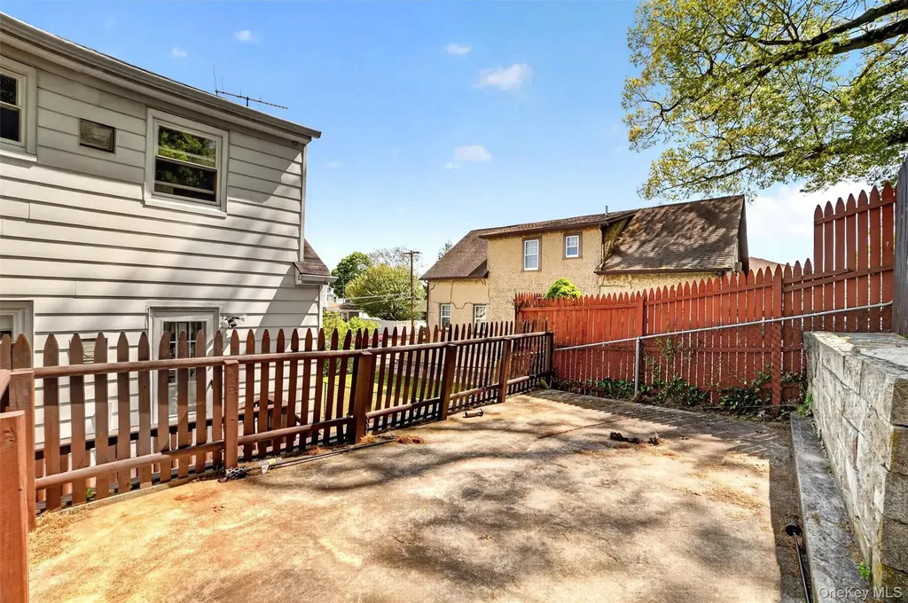 15 Halley Street Yonkers NY 10704