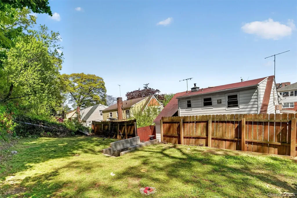 15 Halley Street Yonkers NY 10704