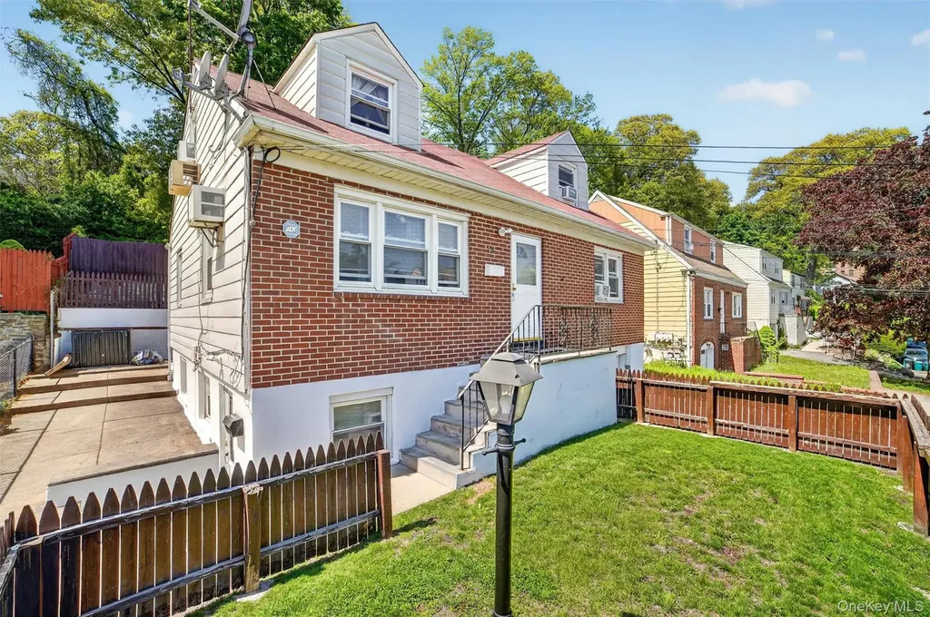 15 Halley Street Yonkers NY 10704