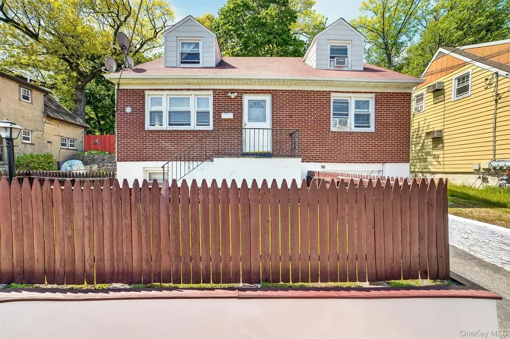 15 Halley Street Yonkers NY 10704
