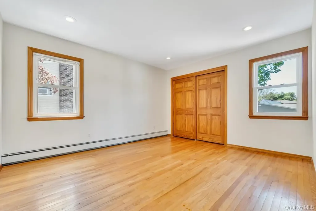 306 Jackson Avenue Syosset NY 11791