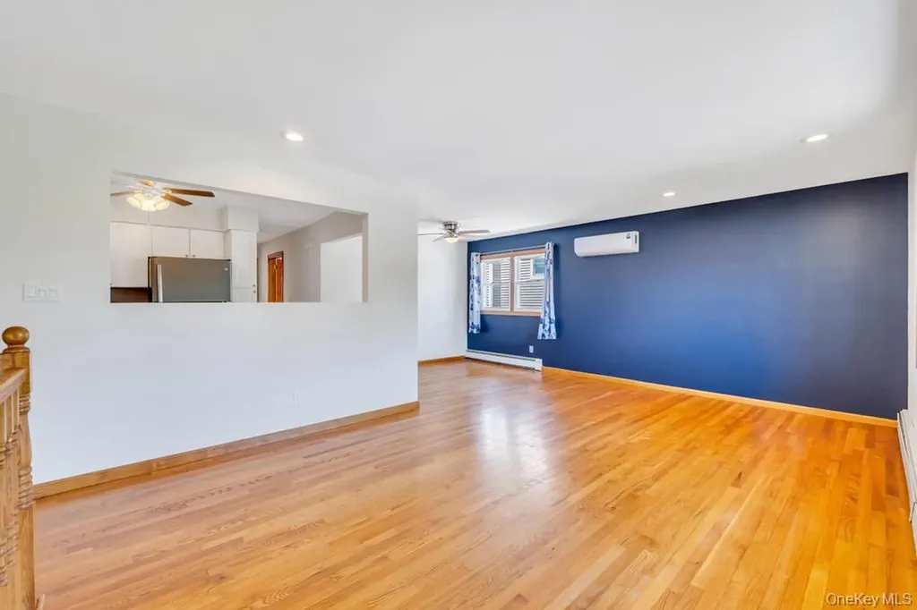 306 Jackson Avenue Syosset NY 11791