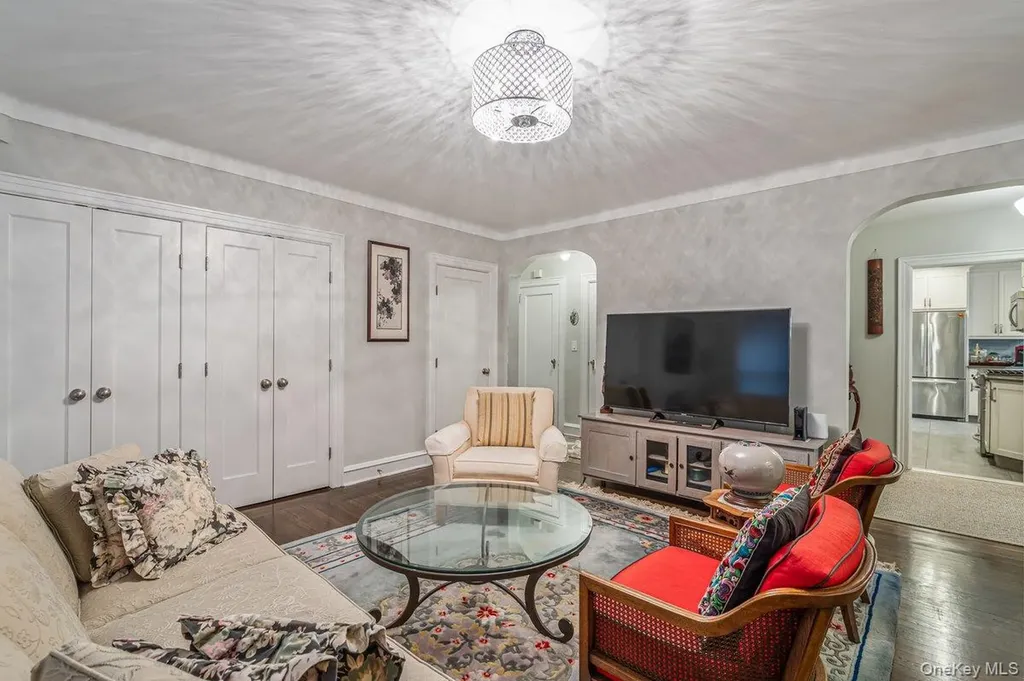 150 Burns Forest Hills NY 11375