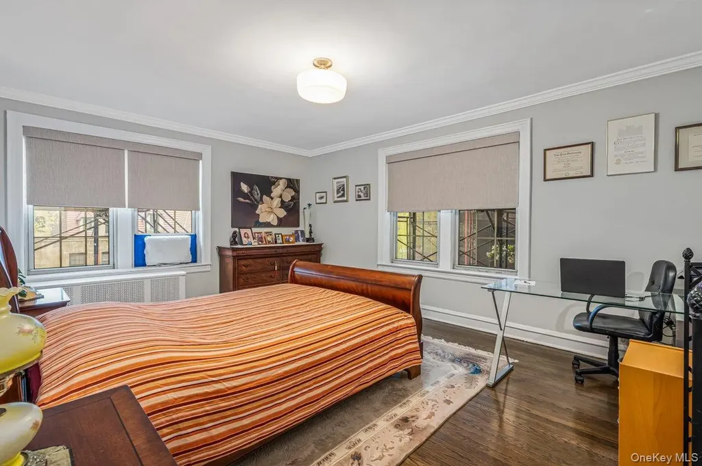 150 Burns Forest Hills NY 11375