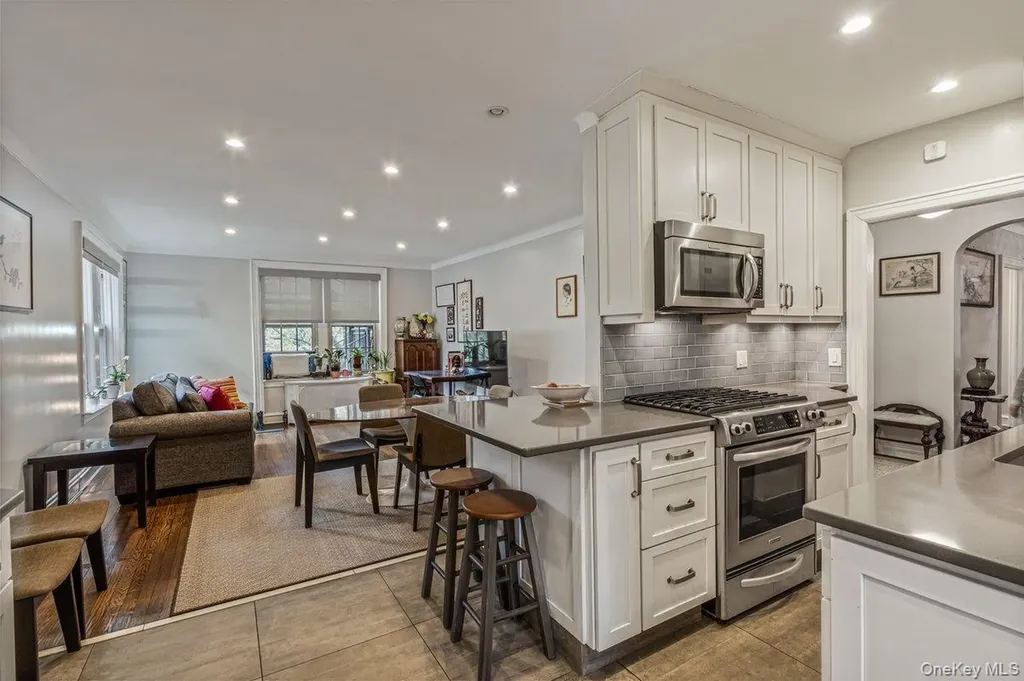 150 Burns Forest Hills NY 11375