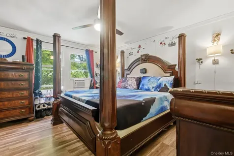 17 Harbor Hill Court Beacon NY 12508