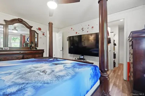 17 Harbor Hill Court Beacon NY 12508
