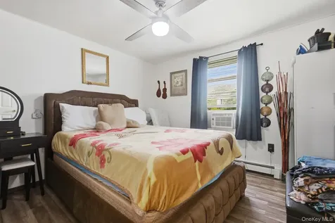 17 Harbor Hill Court Beacon NY 12508