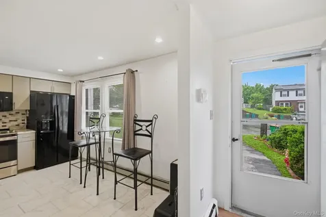 17 Harbor Hill Court Beacon NY 12508