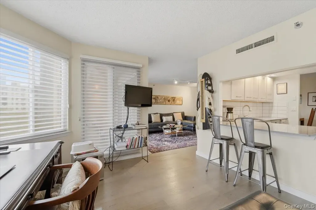 10 Stewart Place White Plains NY 10603