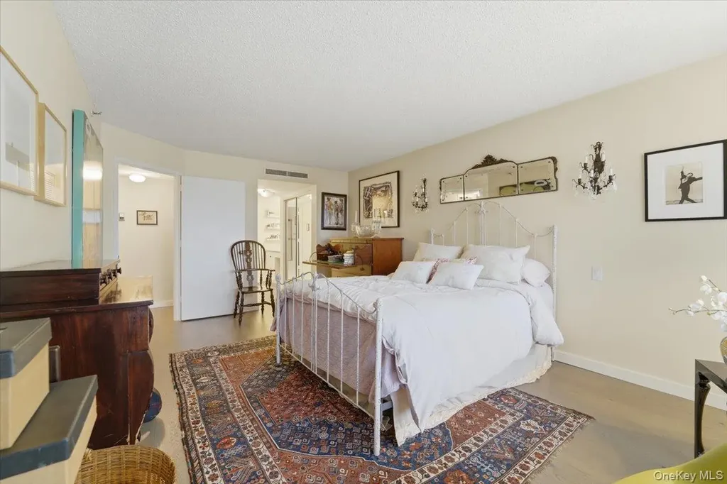 10 Stewart Place White Plains NY 10603
