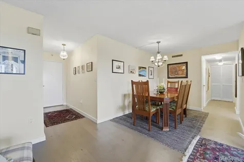 10 Stewart Place White Plains NY 10603
