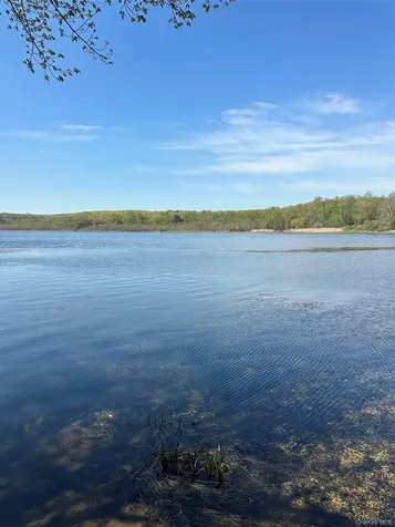 102 Lake Kitchawan Drive South Salem NY 10590