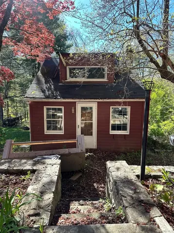 102 Lake Kitchawan Drive South Salem NY 10590
