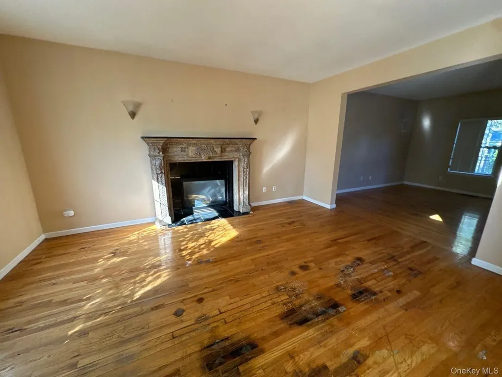 2 East Avenue Coram NY 11727