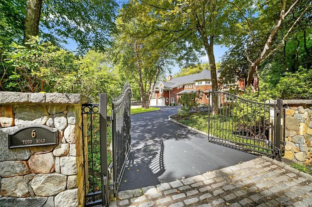 6 Todd Road Katonah NY 10536