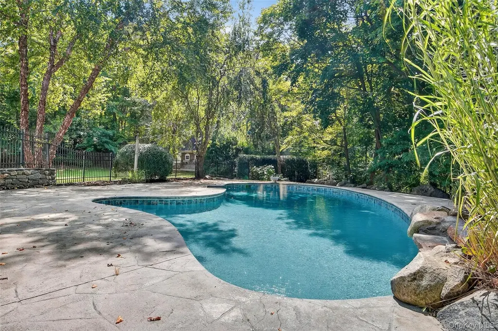6 Todd Road Katonah NY 10536