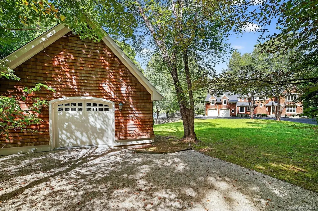 6 Todd Road Katonah NY 10536