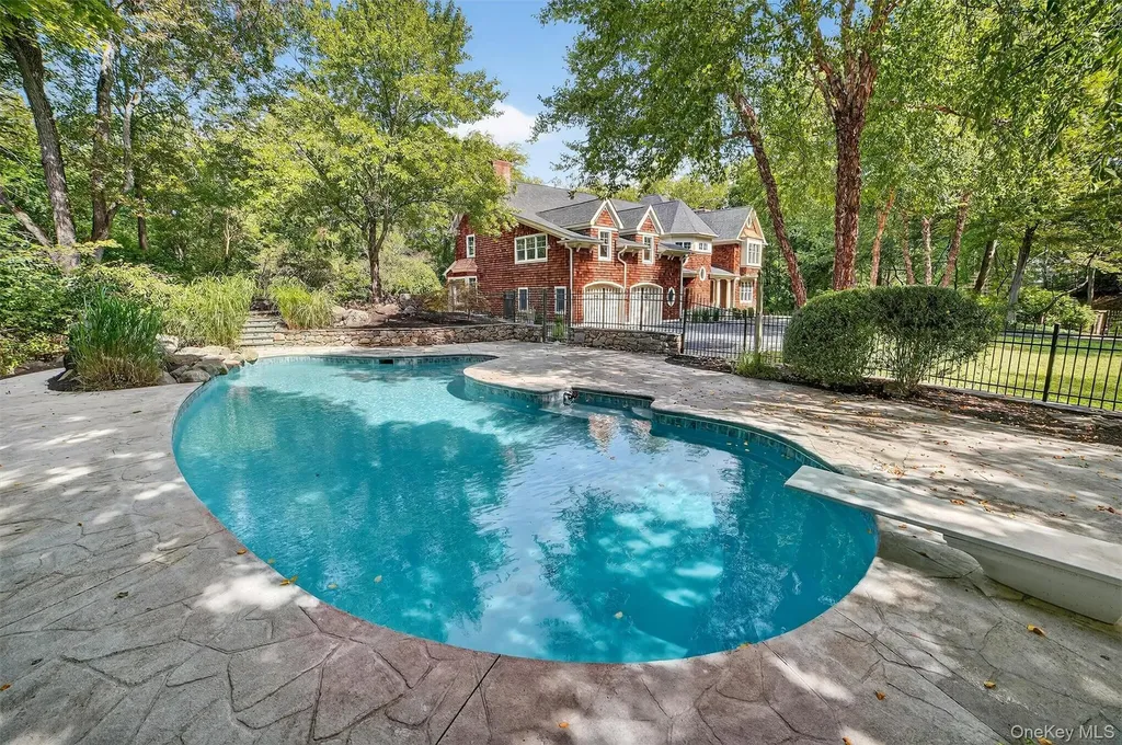 6 Todd Road Katonah NY 10536