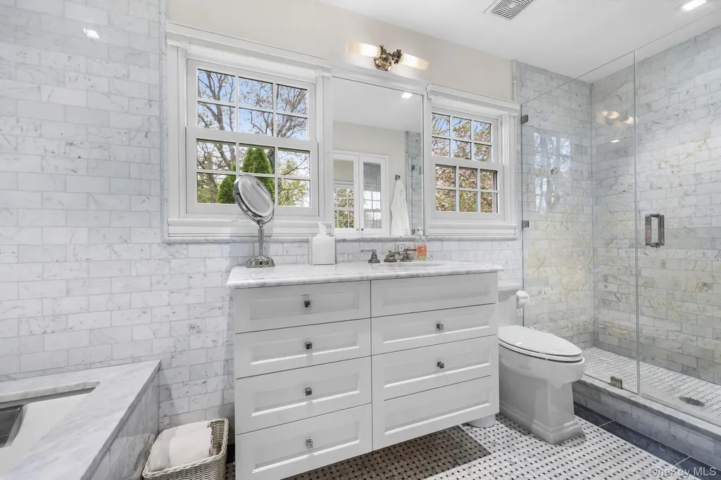 107 White Plains Road Bronxville NY 10708