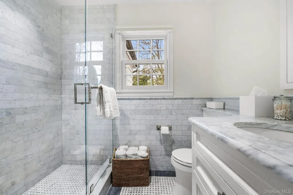 107 White Plains Road Bronxville NY 10708