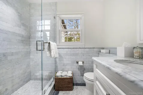 107 White Plains Road Bronxville NY 10708