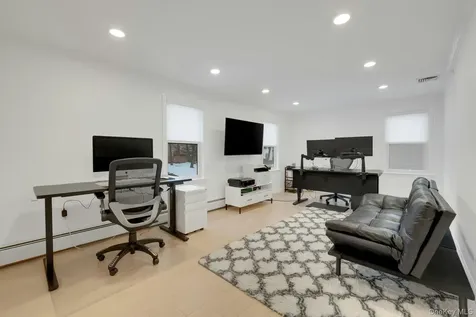 4 Melissa Drive Ardsley NY 10502