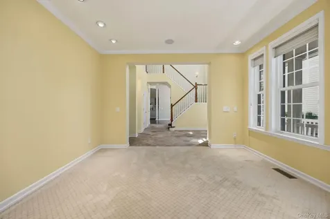 9 Meeting House Lane Rye Brook NY 10573