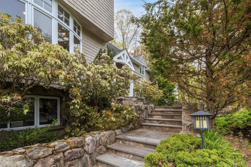 137 Upper Shad Road Pound Ridge NY 10576