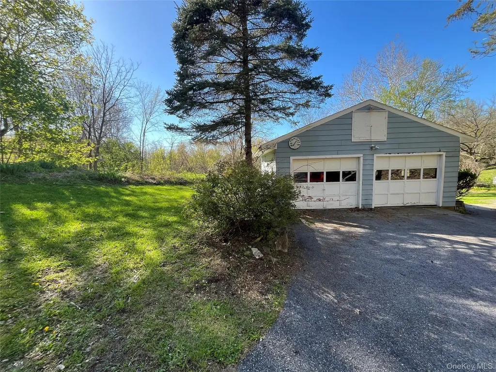 193 Palen Road Hopewell Junction NY 12533