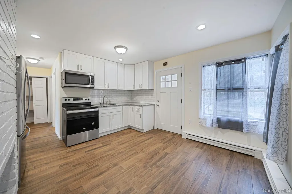 82 Elm Drive N Levittown NY 11756