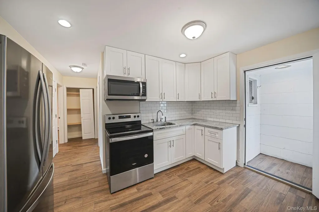 82 Elm Drive N Levittown NY 11756