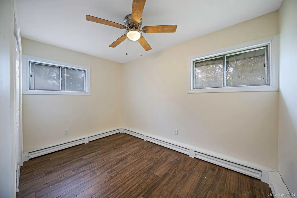 82 Elm Drive N Levittown NY 11756
