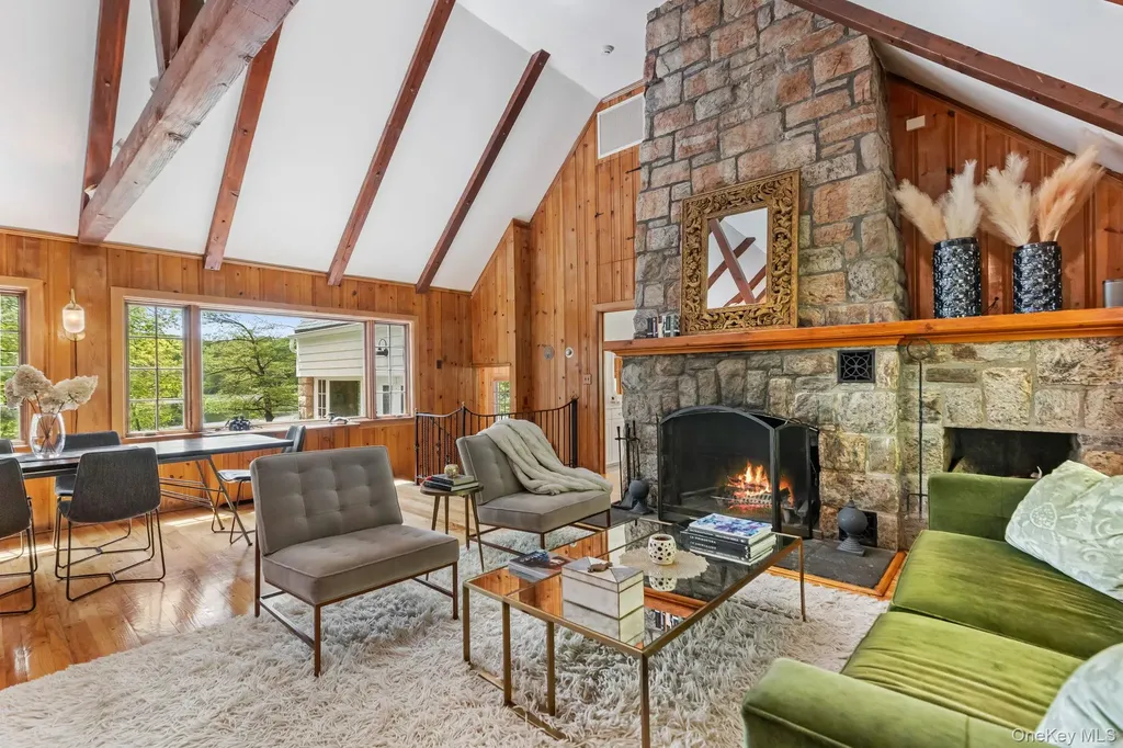 1085 Barrett Circle W Carmel NY 10512
