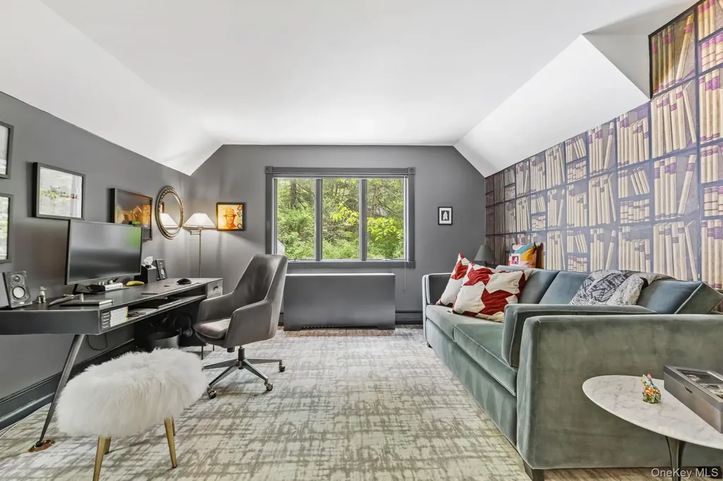 1085 Barrett Circle W Carmel NY 10512