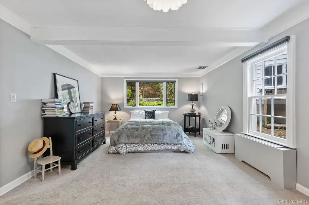 1085 Barrett Circle W Carmel NY 10512