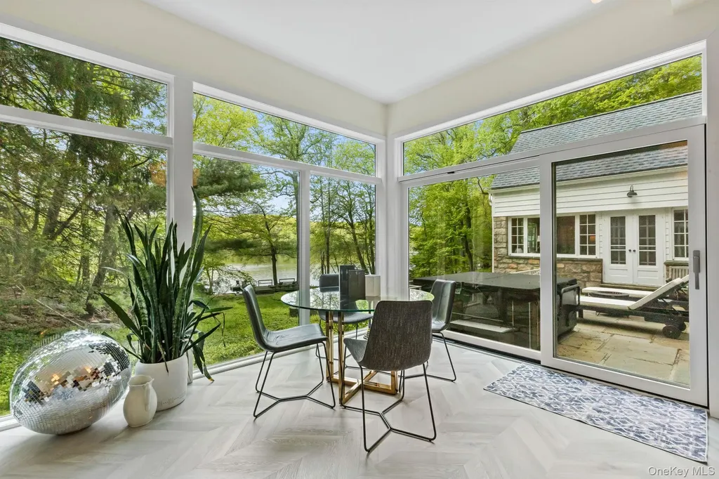 1085 Barrett Circle W Carmel NY 10512
