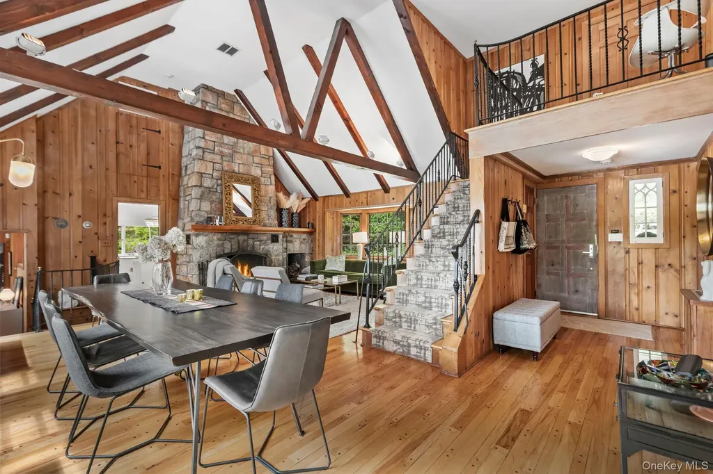 1085 Barrett Circle W Carmel NY 10512