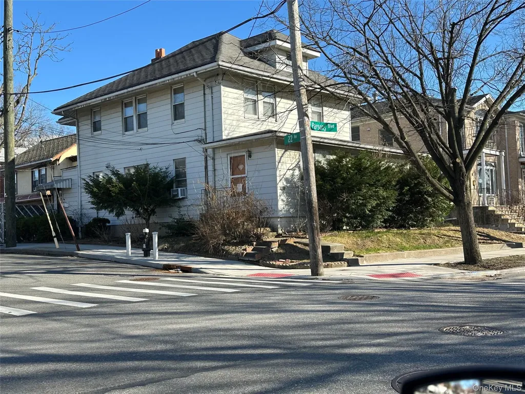 22-03 Parsons Boulevard Whitestone NY 11357