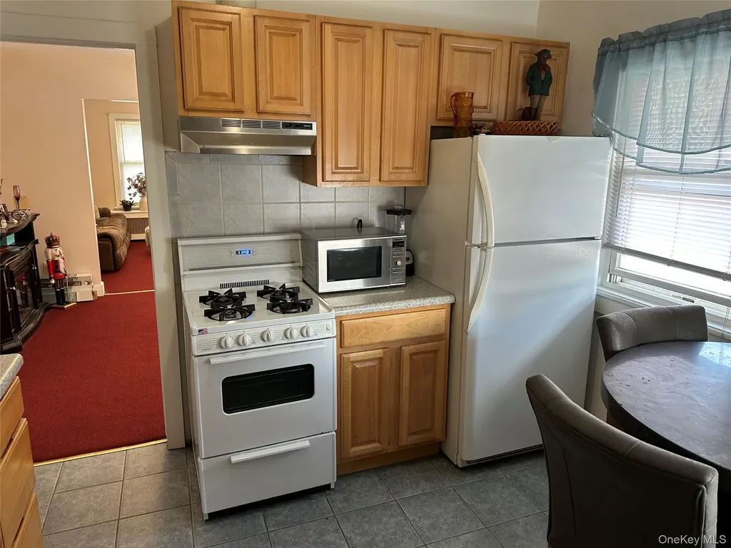 22-03 Parsons Boulevard Whitestone NY 11357