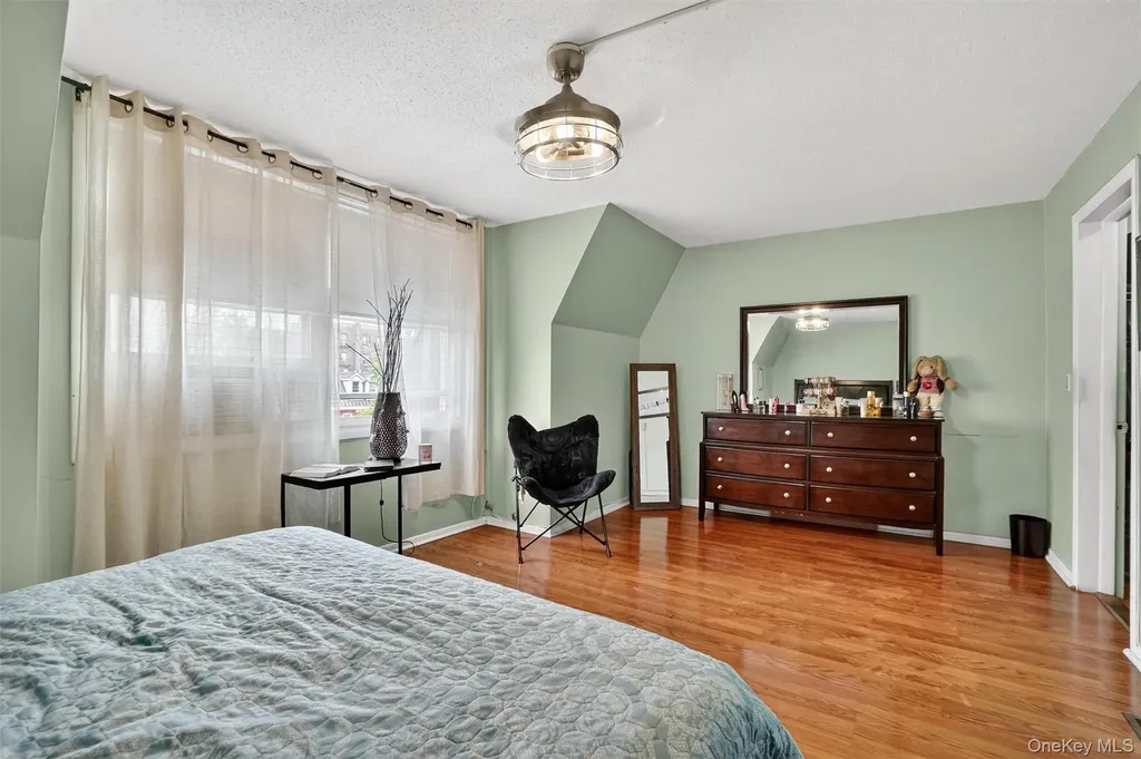 553 Fox Street Bronx NY 10455