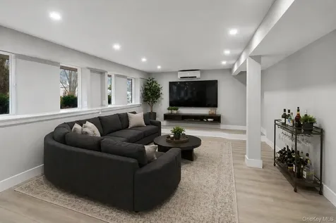 96 Fairmont Road Mahopac NY 10541