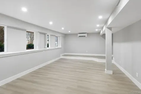 96 Fairmont Road Mahopac NY 10541