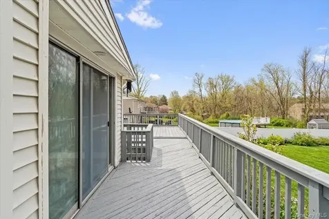 96 Fairmont Road Mahopac NY 10541